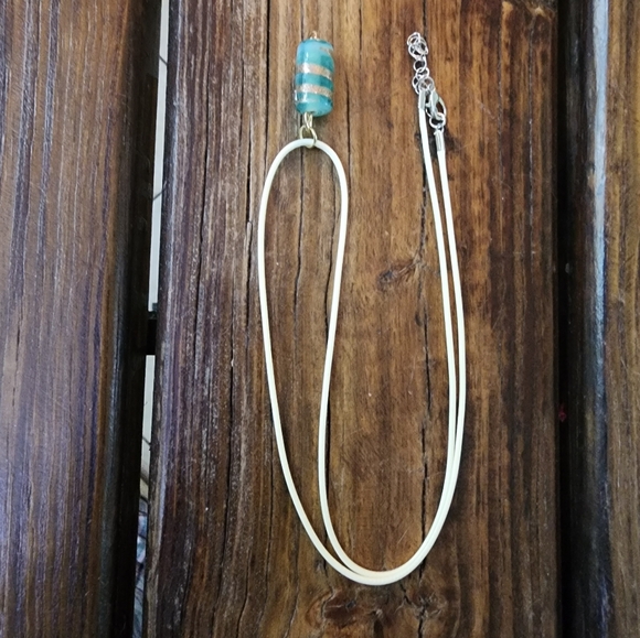 Handmade Beige cord Necklace with aqua clear and gold bead - Picture 4 of 4